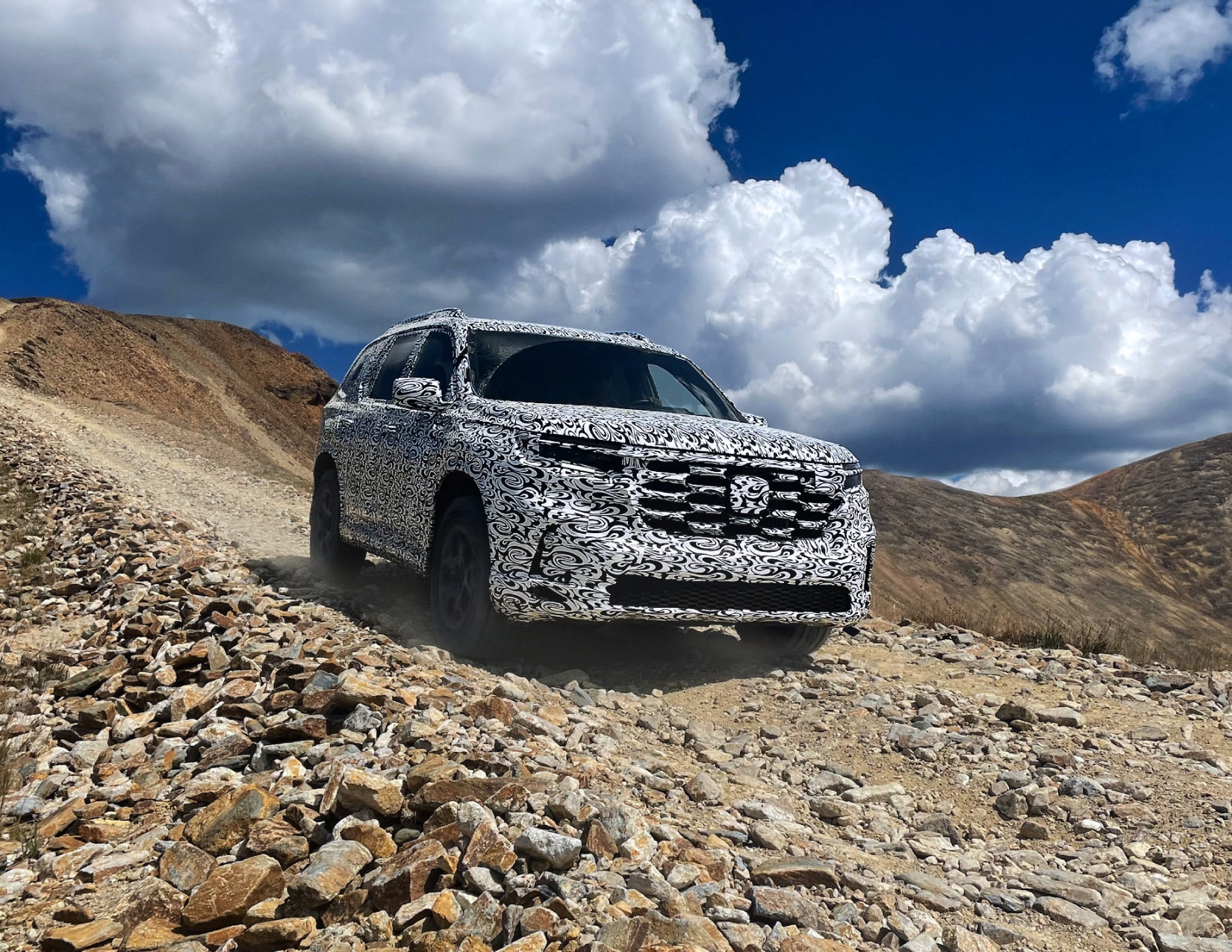 04.1 Pilot Teaser 2 Descent Testing-01