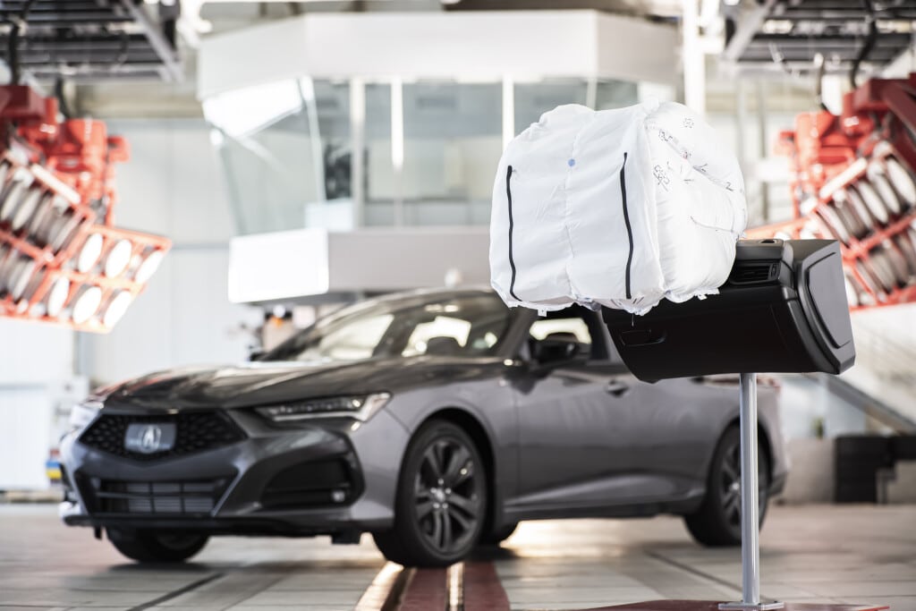 El completamente nuevo TLX 2021 potencia el compromiso de Acura con el desempeño en seguridad