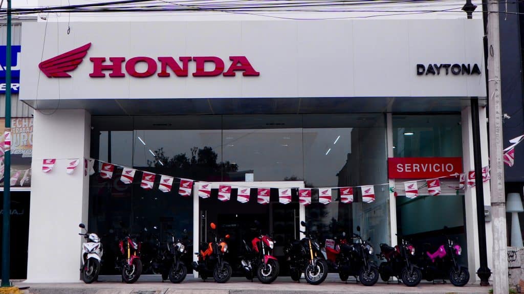 Honda de México celebra la apertura de su distribuidor número 200