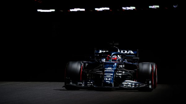 GP2105_102403_1ST1996-2-min F1