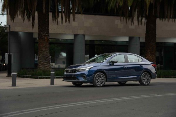 Honda City lo res 10