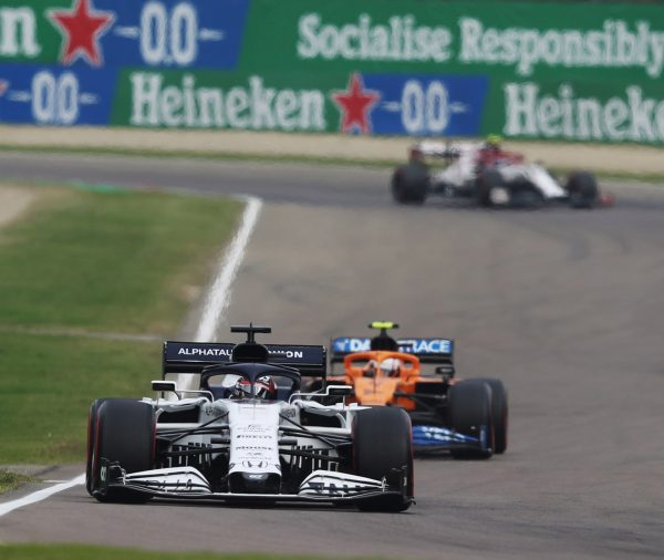 Kvyat-1200×1011-min Honda