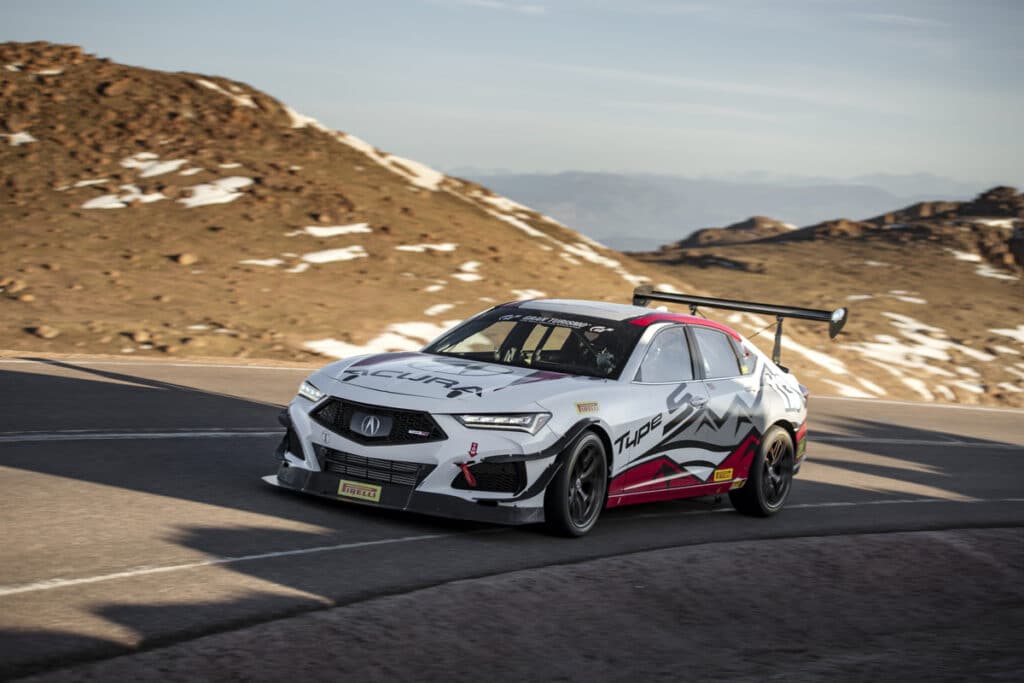 Acura Integra 2023 debuta en la 100ª edición de Pikes Peak International Hill Climb