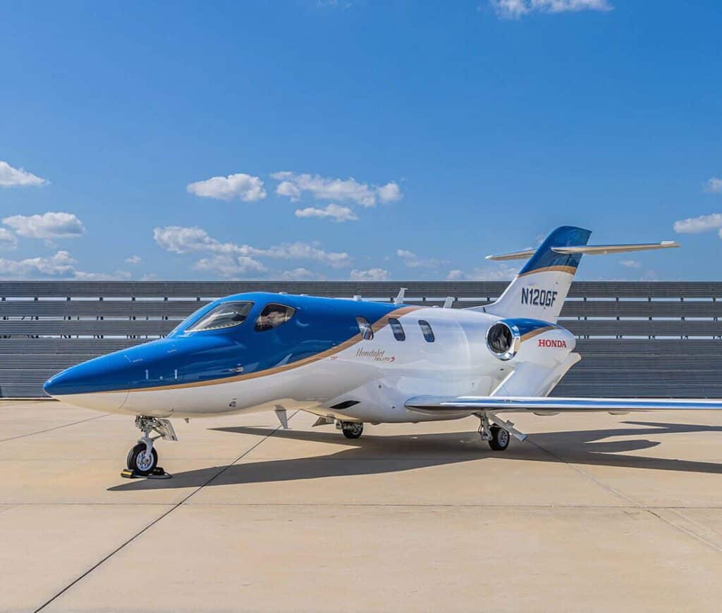 Recibe HondaJet Elite S el premio al Mejor Avión Ligero