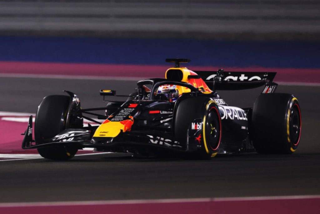 Verstappen gana, Lawson termina en novena posición y Tsunoda en décima