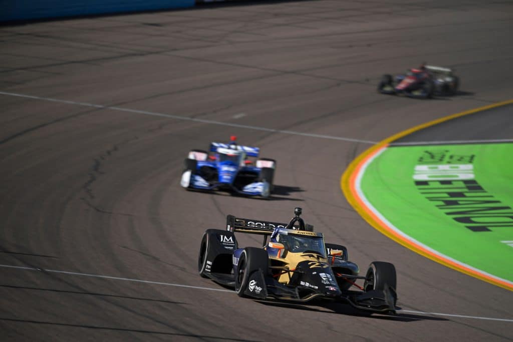 Kyle Kirkwood sube al podio en el regreso de la IndyCar a Phoenix