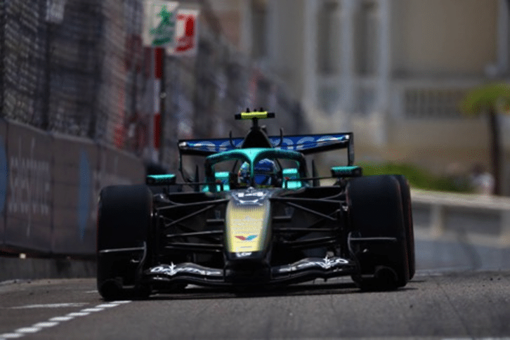 Alonso suma sus primeros puntos de la temporada