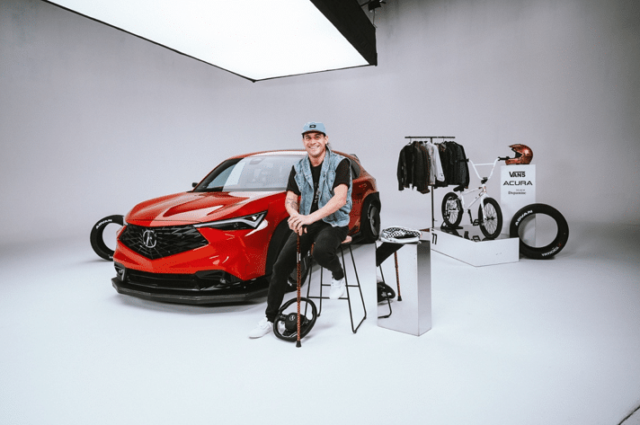 Acura presenta una exclusiva Acura ADX creada en colaboración con la superestrella del BMX Coco Zurita