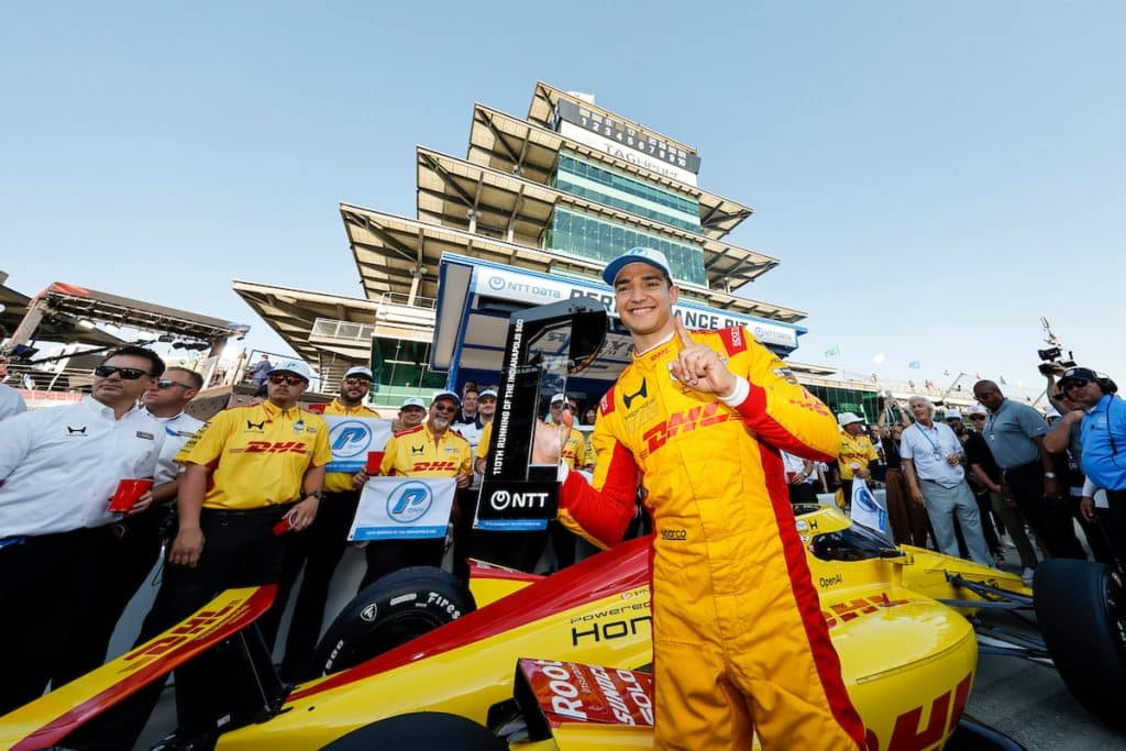 Alex Palou consigue la pole para Honda en las 500 Millas de Indianápolis