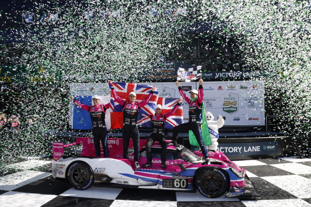 Acura gana Daytona - ¡de nuevo!